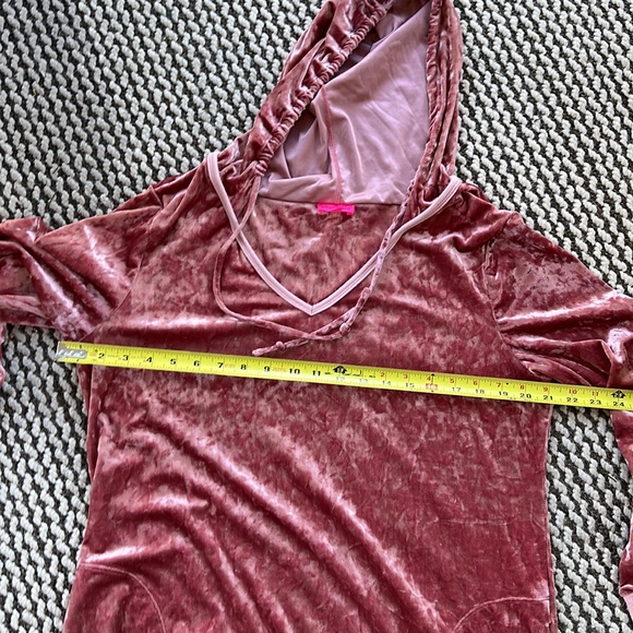 💗betsey Johnson hoodie - Picture 3 of 9